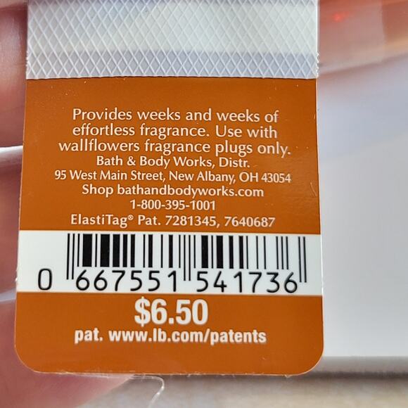 Bath & Body Works Wallflowers Refills Holiday, Frosted Cranberry, Black Cherry - Picture 10 of 10